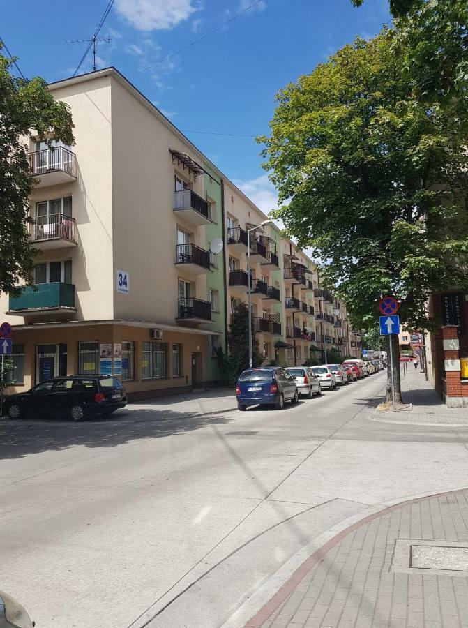 Przytulna I Przestrzenna Garsoniera- Centrum Tarnów Eksteriør bilde